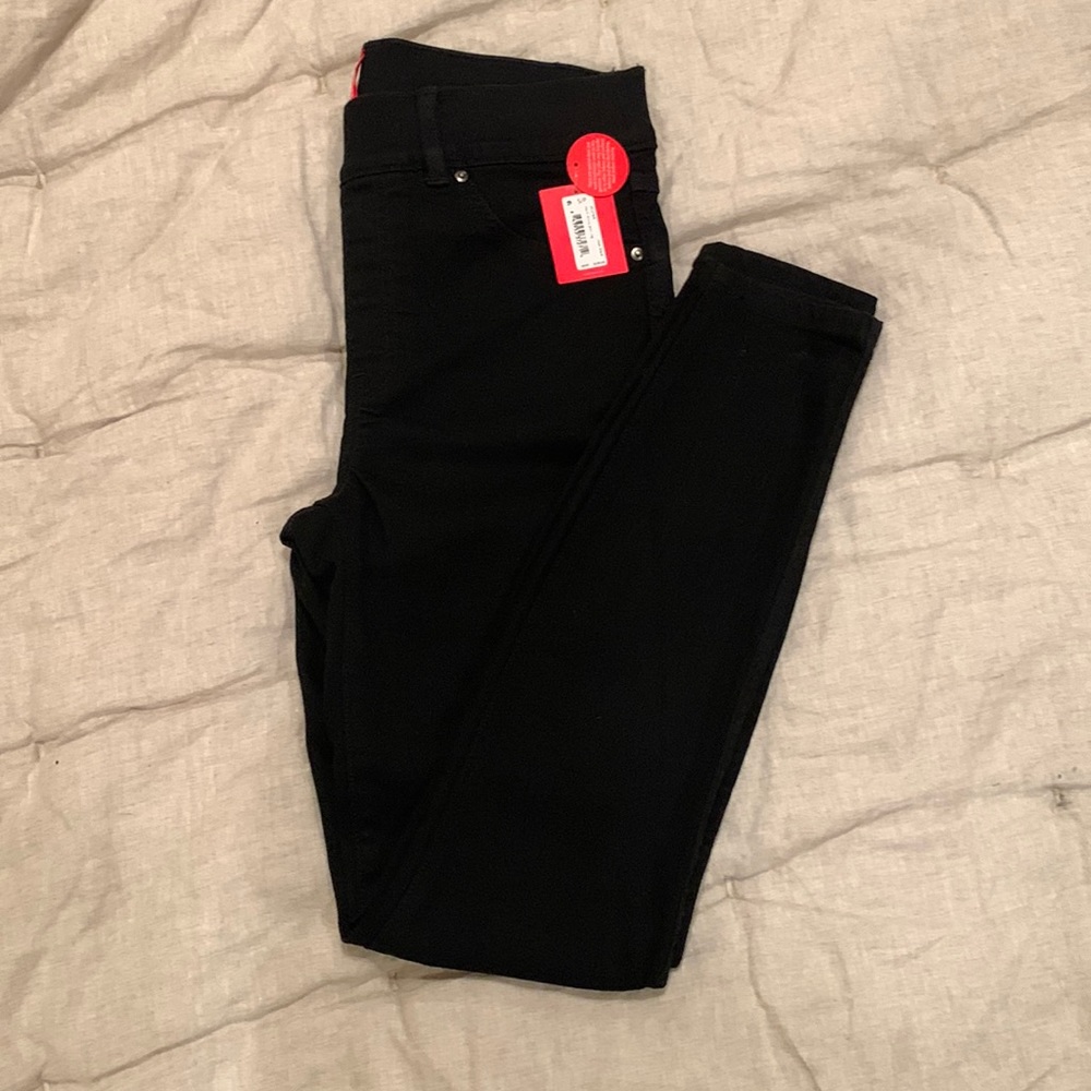 NWT Spanx Black Skinny Black Jean- Small